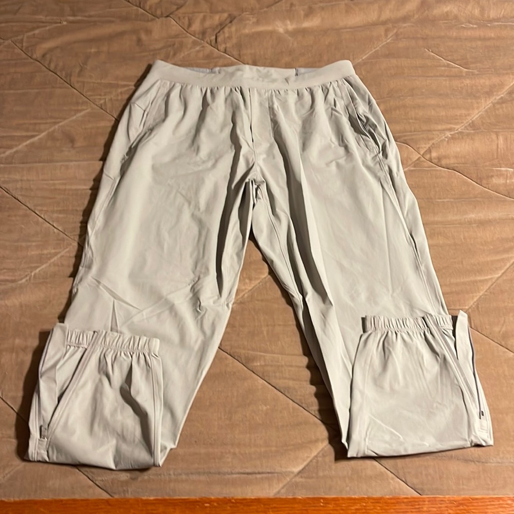 Lulu Lemon mens surge joggers worn very lightly